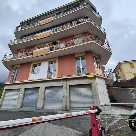 Casa Della Rosa By Portofinovacanze Lejlighed Rapallo